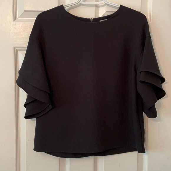 H&M Top with ruffle short sleeves - Picture 1 of 4